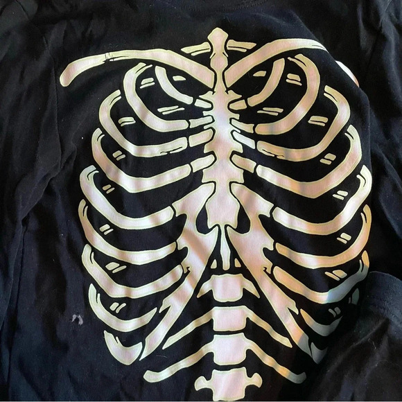2 pairs used skeleton pj size 12 kids. Halloween costume? - Picture 8 of 8